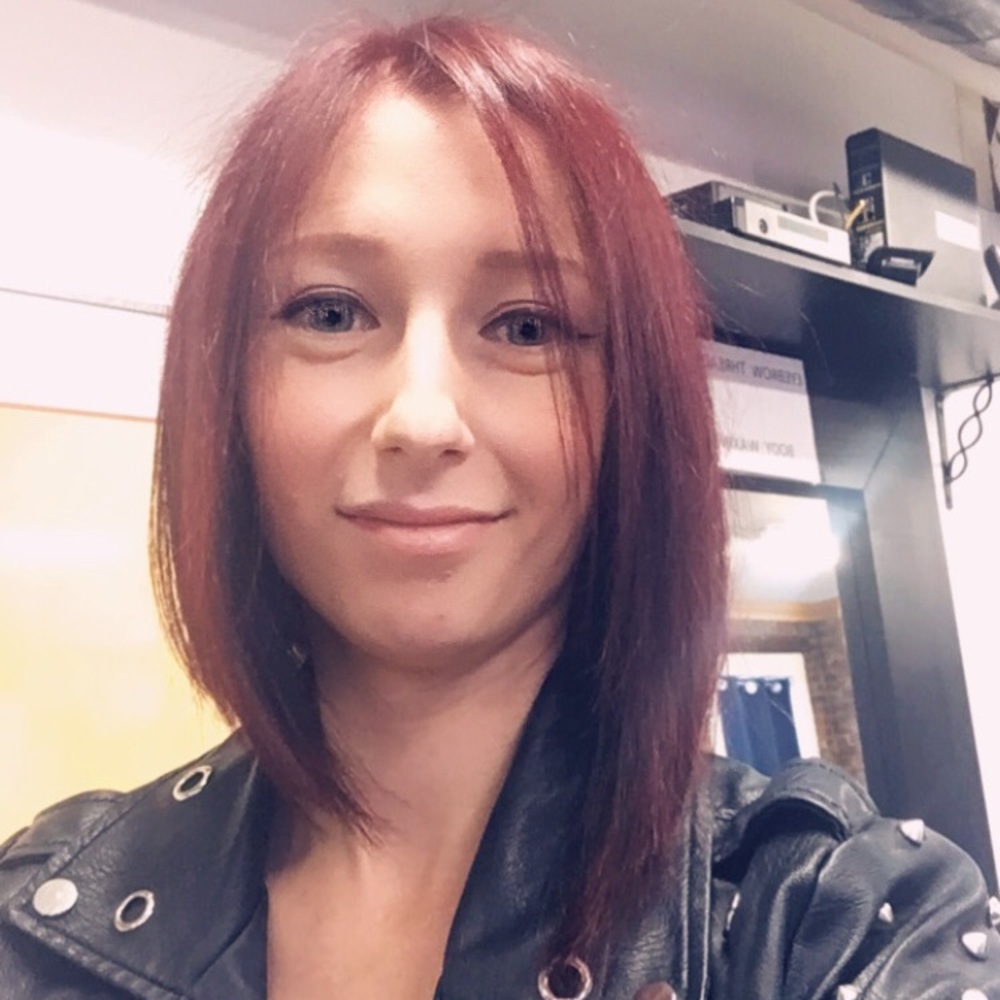 Meet your Posher, Amalya